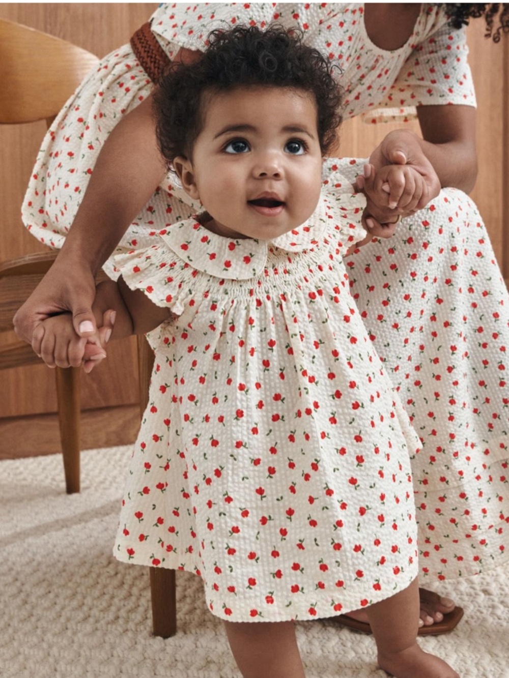 Hanna Andersson Cream Peter Pan Collar Seersucker Smocked Dress Red Tulip Print